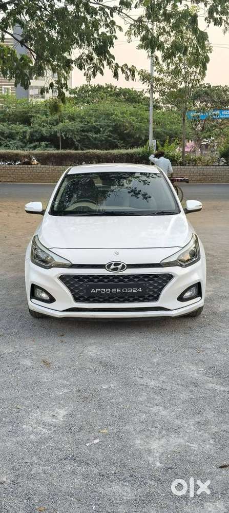 Hyundai I20 Petrol Asta Option, 2019, Petrol