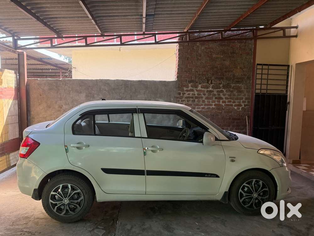 Maruti Suzuki Dzire 2016 Diesel 90000 Km Driven