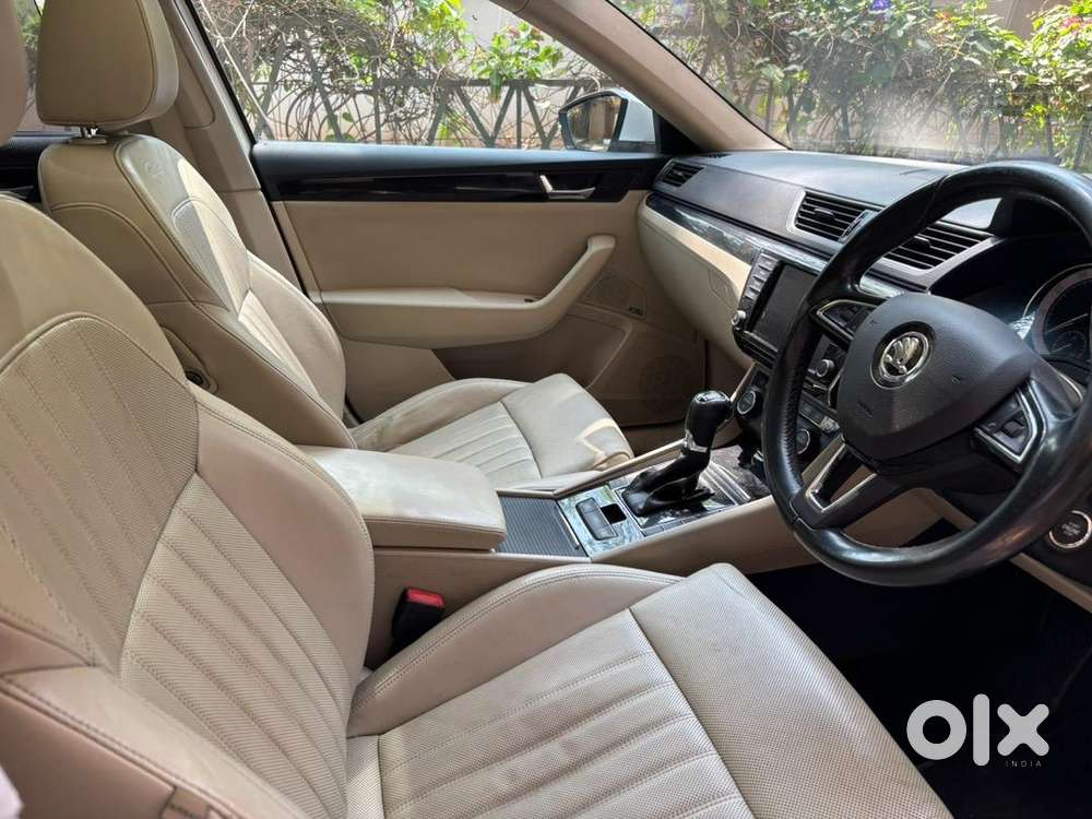 Skoda Superb 1.8 Tsi Petrol A/t L&k 2018 Fully Loaded Single Owner