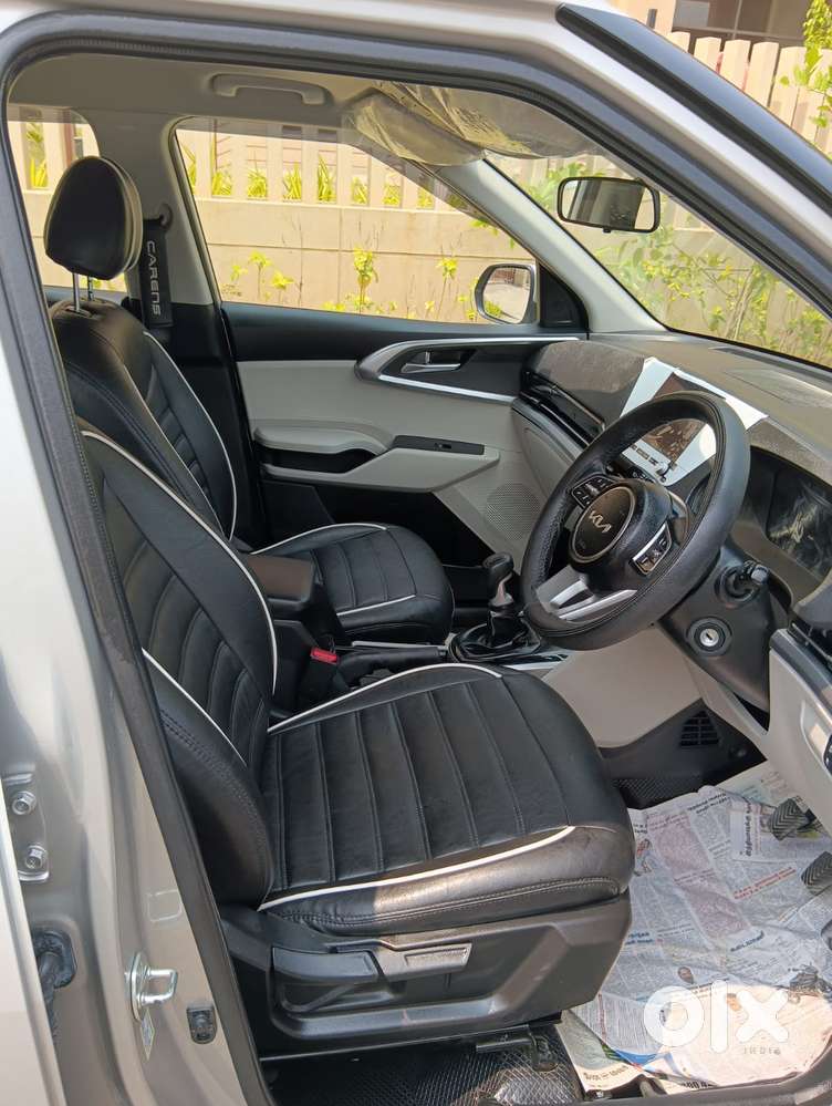 Kia Carens 1.5 Prestige 7 Str, 2023, Petrol