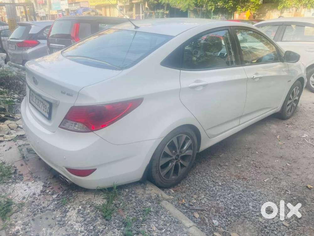 Hyundai Fluidic Verna 1.6 Vtvt Sx, 2013, Petrol