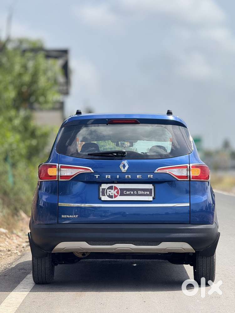 Renault Triber Rxz, 2023, Petrol