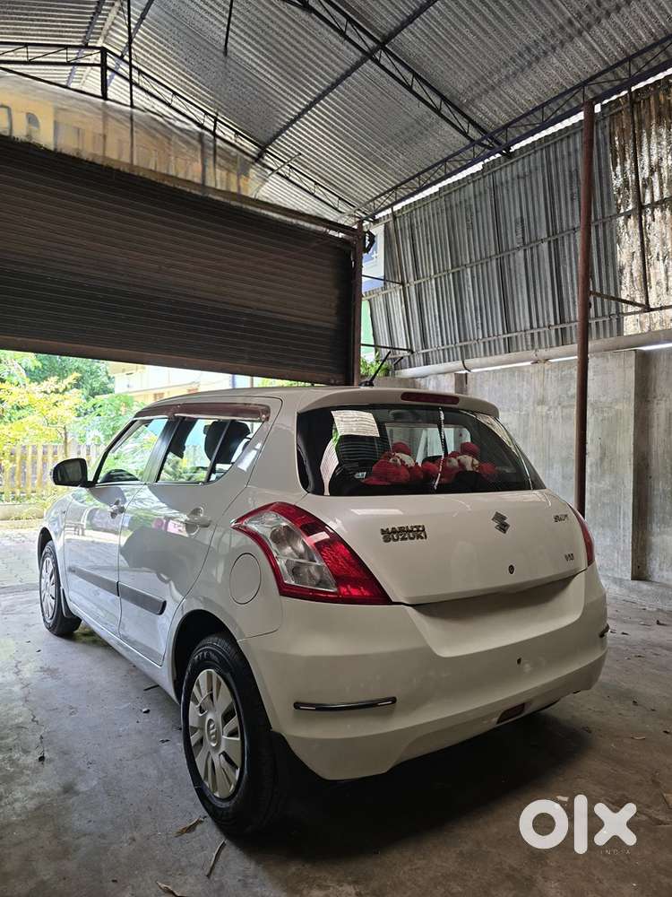 Maruti Suzuki Swift 2012