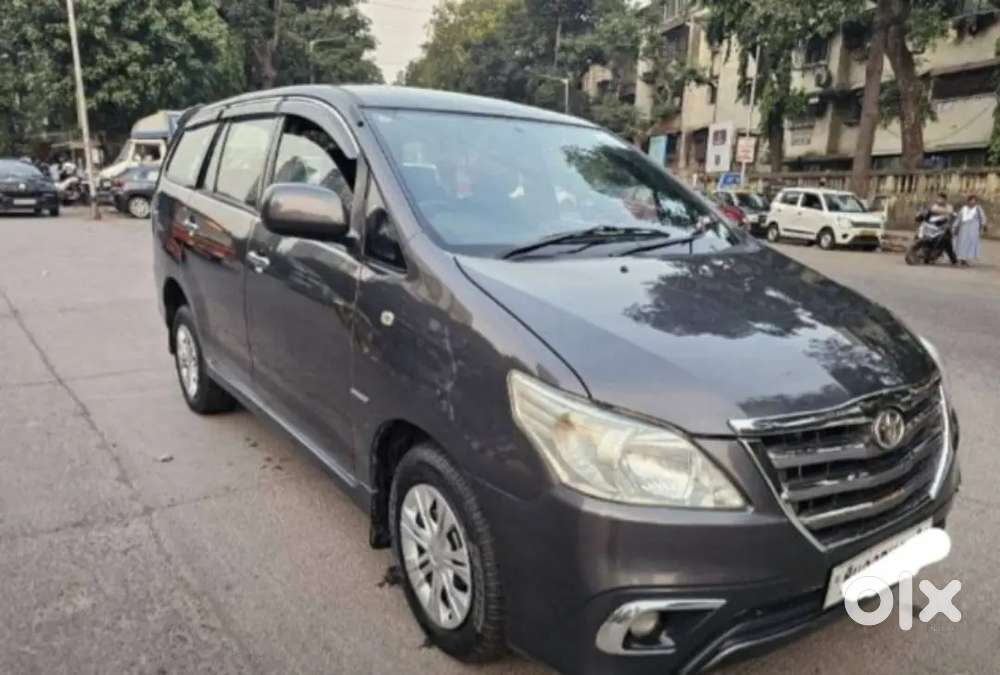 Toyota Innova 2015 Diesel Well Maintained