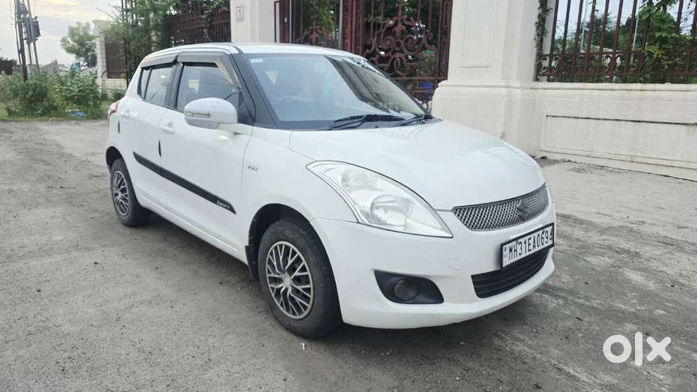 Maruti Suzuki Swift Vxi Optional, 2012, Petrol