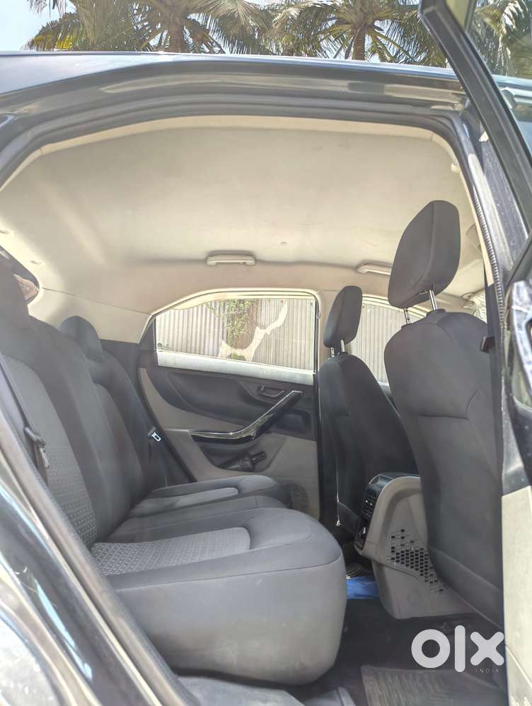 Tata Nexon 1.5 Revotorq Xt, 2018, Diesel