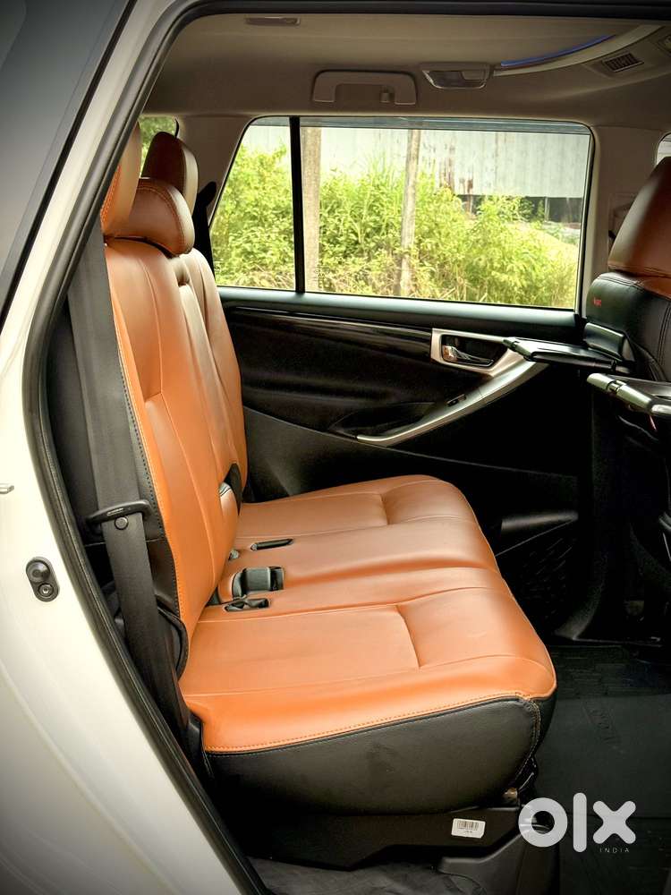 Toyota Innova Crysta 2.4 V, 2023, Diesel