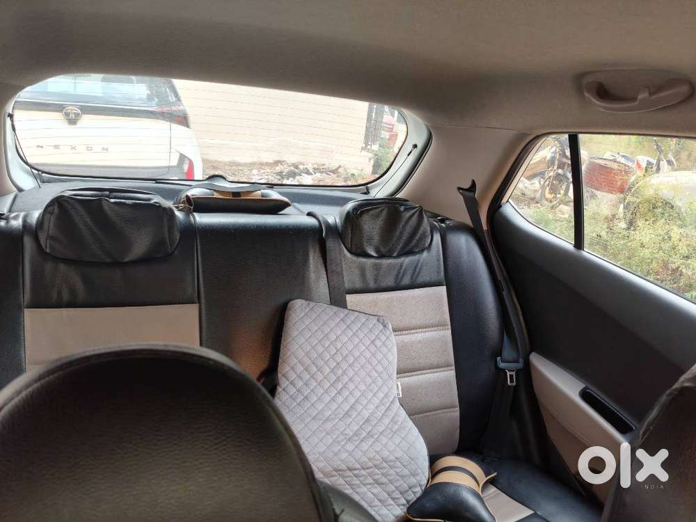 Hyundai Grand I10 2017 Petrol 64000 Km Driven