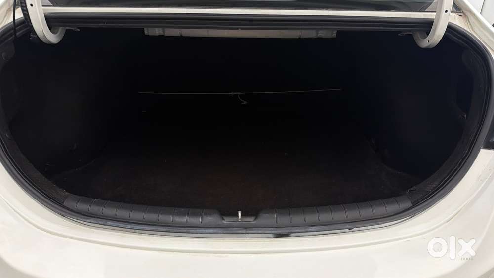 Hyundai Verna 1.6 Vtvt Sx, 2019, Petrol