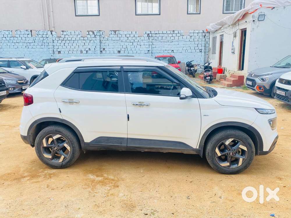 Hyundai Venue Sx Plus Turbo Dct, 2021, Petrol