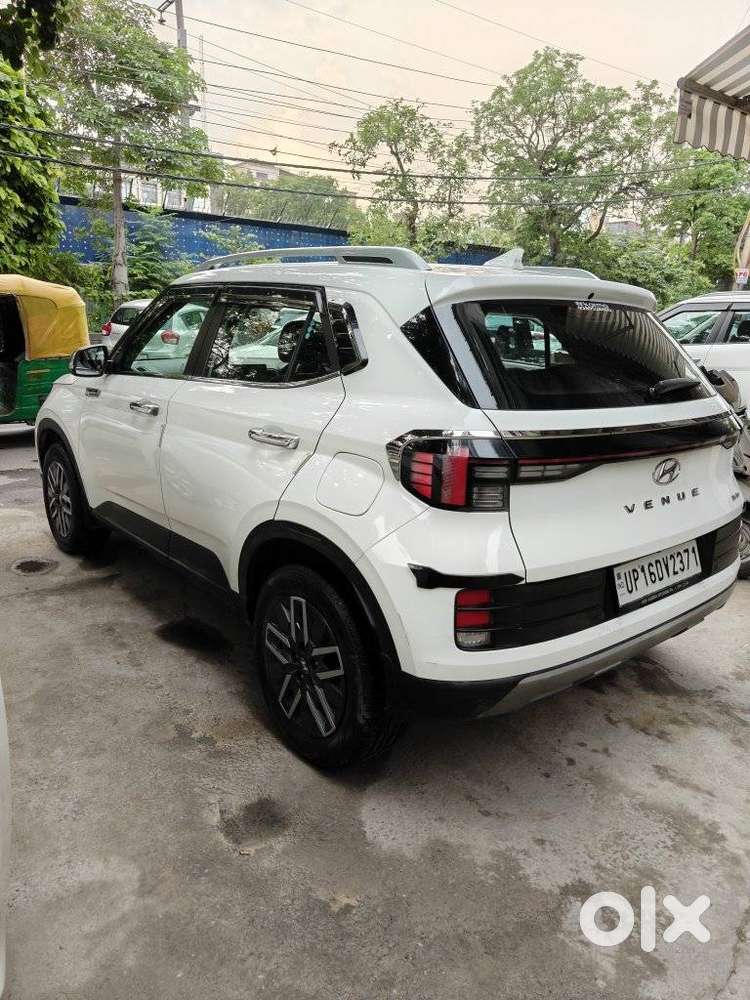 Hyundai Venue 1.0 S (o) Turbo Imt, 2023, Petrol