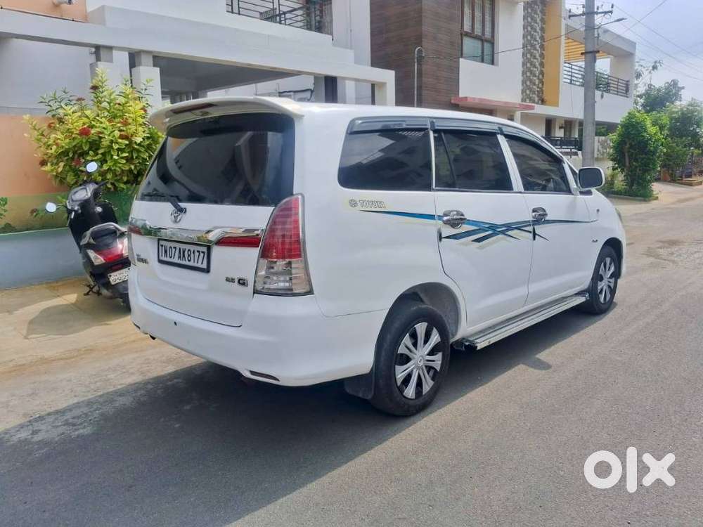Toyota Innova 2004-2011 2.5 G4 Diesel 8-seater, 2006, Diesel