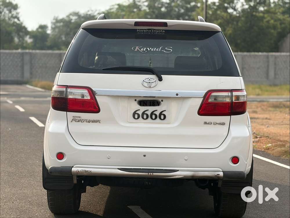 Toyota Fortuner 4x4 At, 2011, Diesel