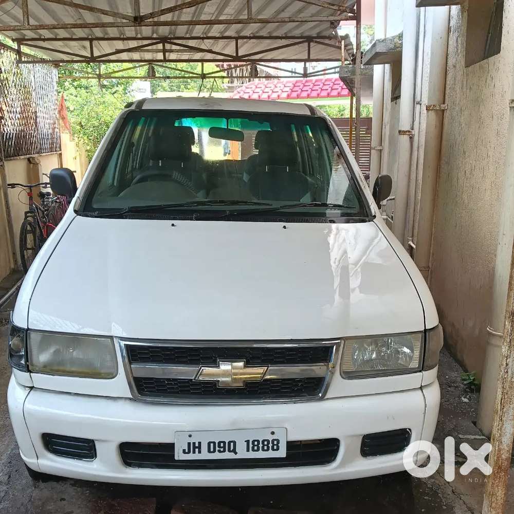 Mahindra Xylo 2010