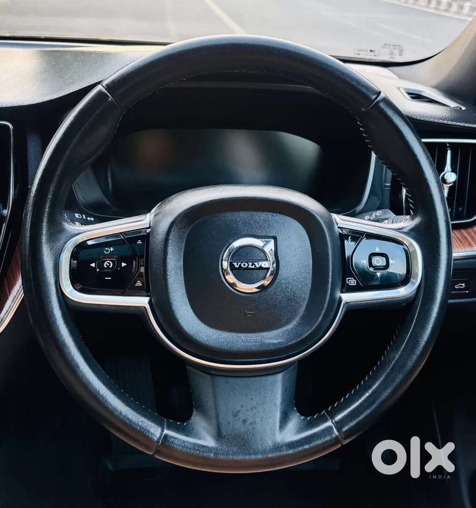 Volvo Xc60 Inscription D5, 2021, Diesel