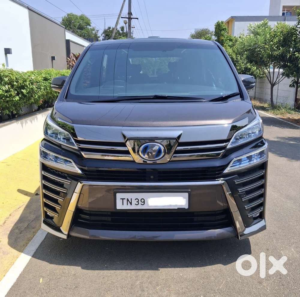Toyota Vellfire 2.5 Executive Lounge, 2021, Petrol