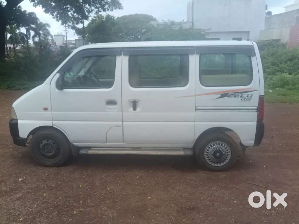 Maruti Suzuki Eeco 5 Str 2011