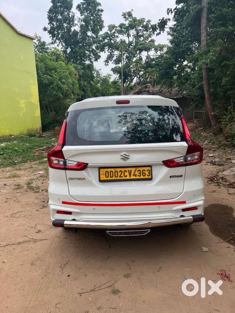 Maruti Suzuki Ertiga 2024 Petrol 890000 Km Driven
