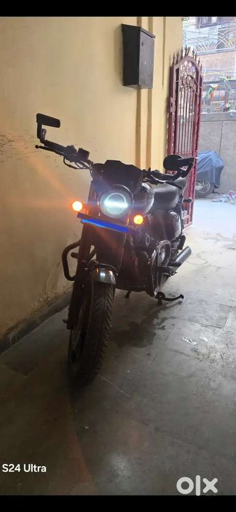 2022 Jawa 42 2.1 Dual Channel ABS (Alloy Model) Petrol