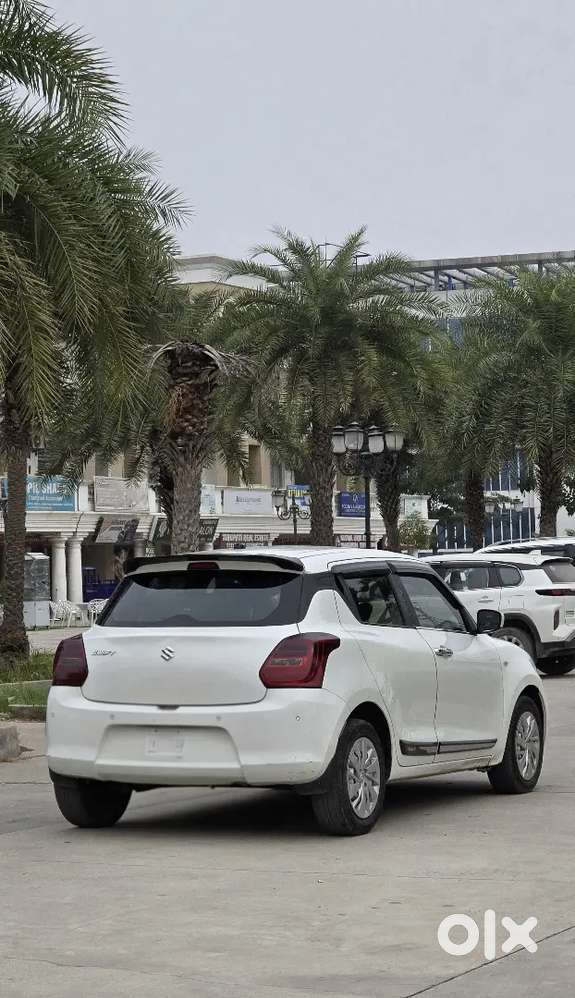​maruti Swift Lxi (nov 2020) | 1st Owner | Company Service Record