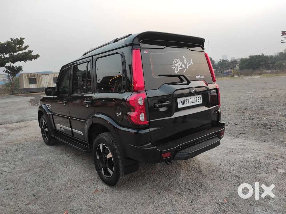 2024 Mahindra Scorpio S11 Top Model / Third Party Insurance/9700km