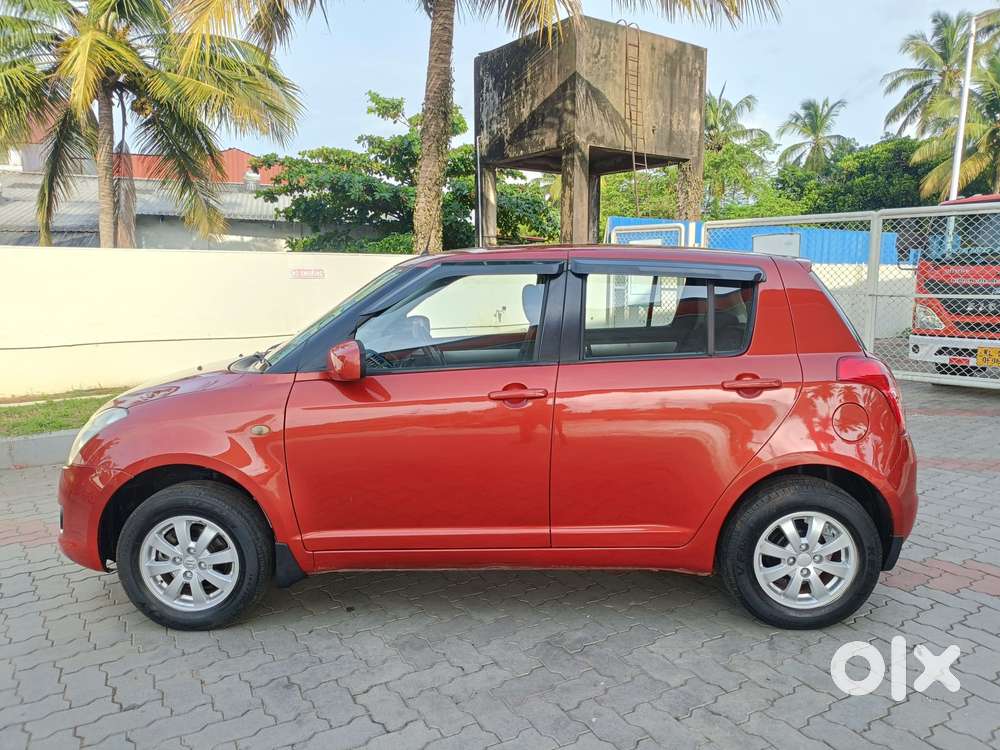 Maruti Suzuki Swift Zxi, 2010, Petrol