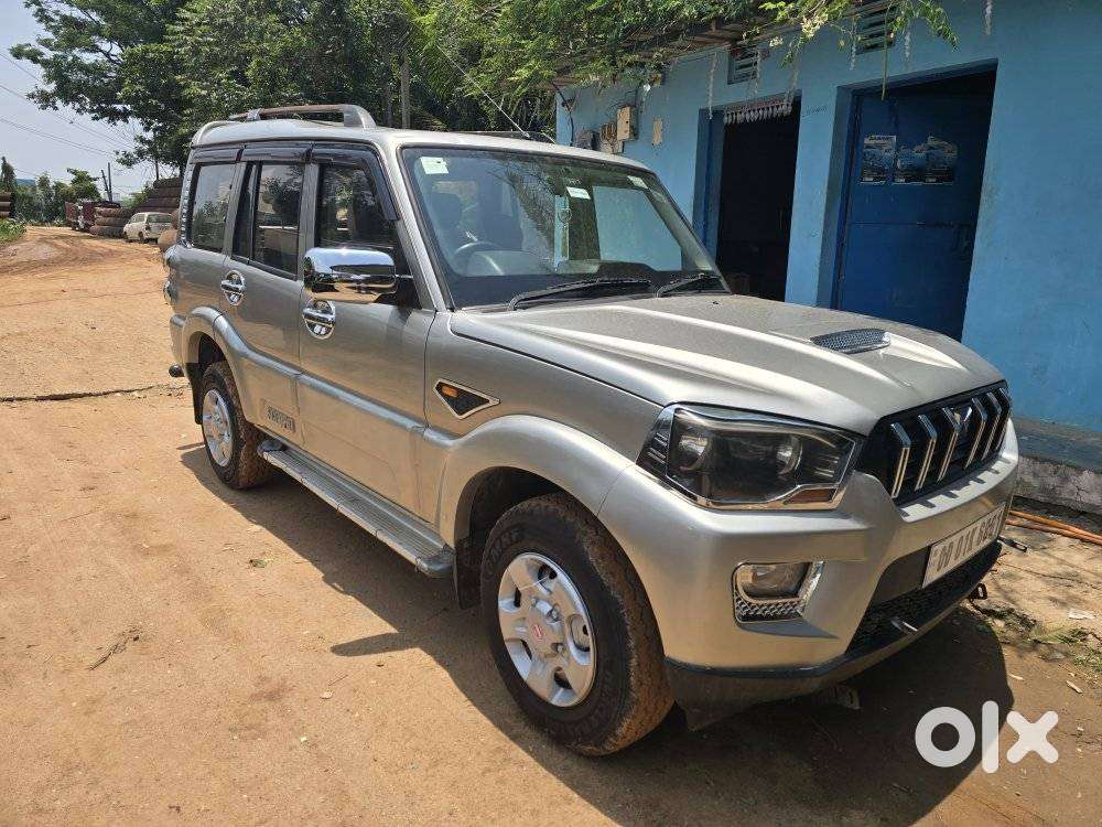 Mahindra Scorpio S2, 2016, Diesel