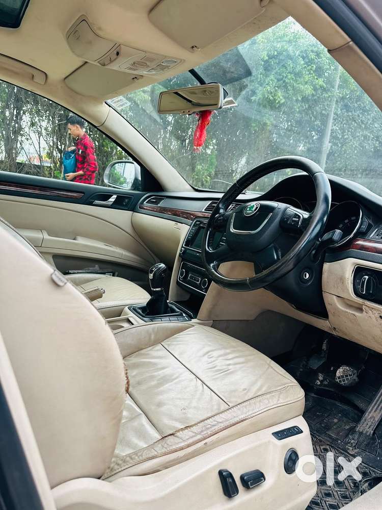 Skoda Superb 1.8 Ambition Tsi Mt, 2012, Petrol
