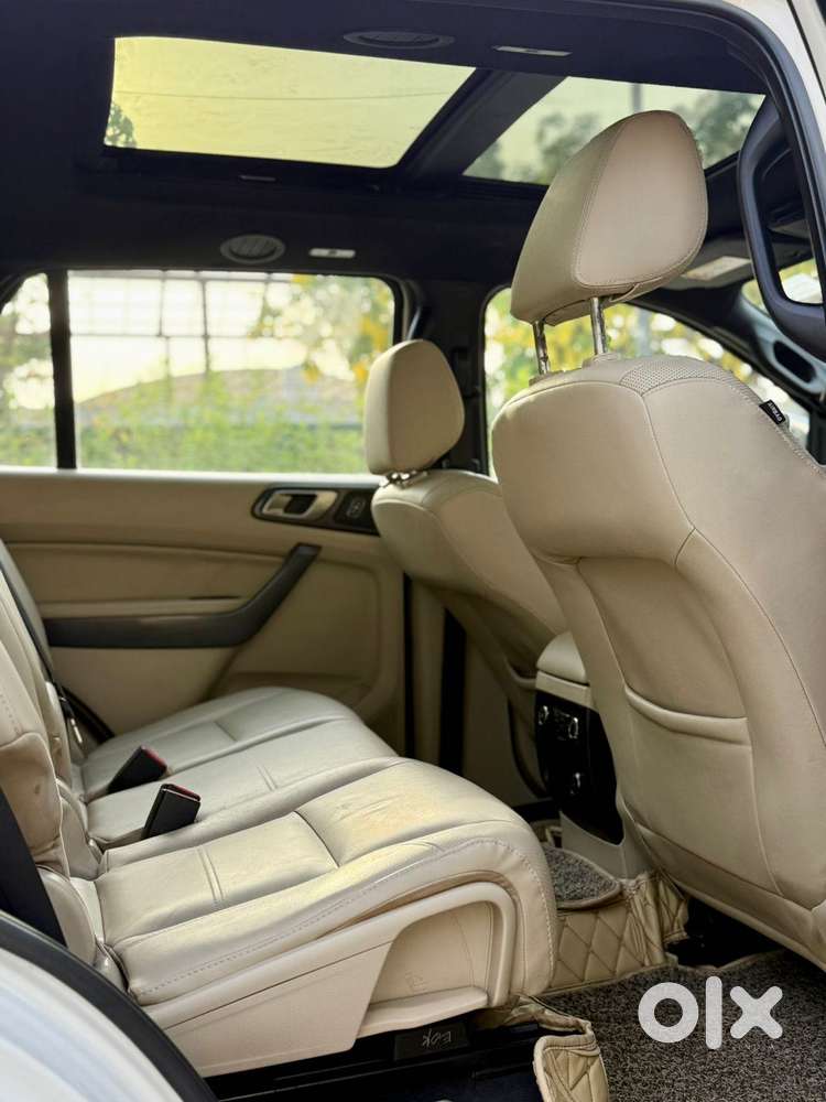 Ford Endeavour 3.2 Titanium 4x4 At, 2017, Petrol