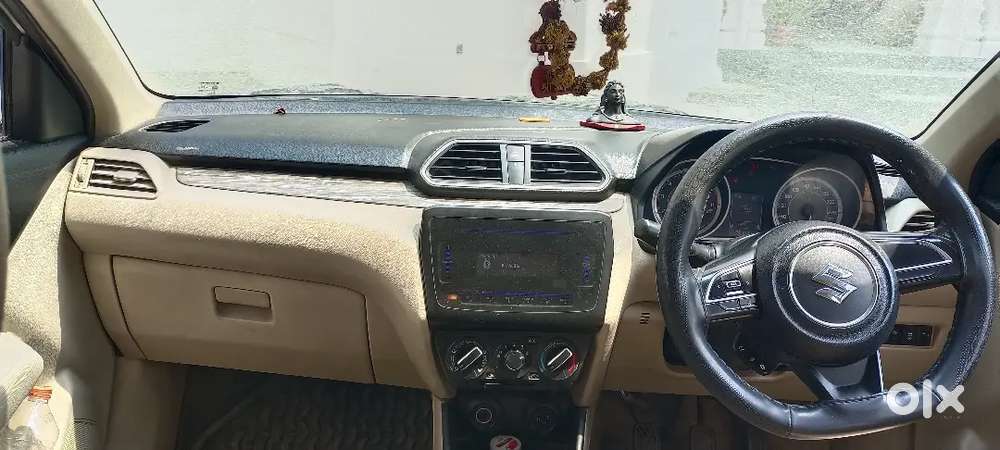 दूसरी गाड़ीलेनी है