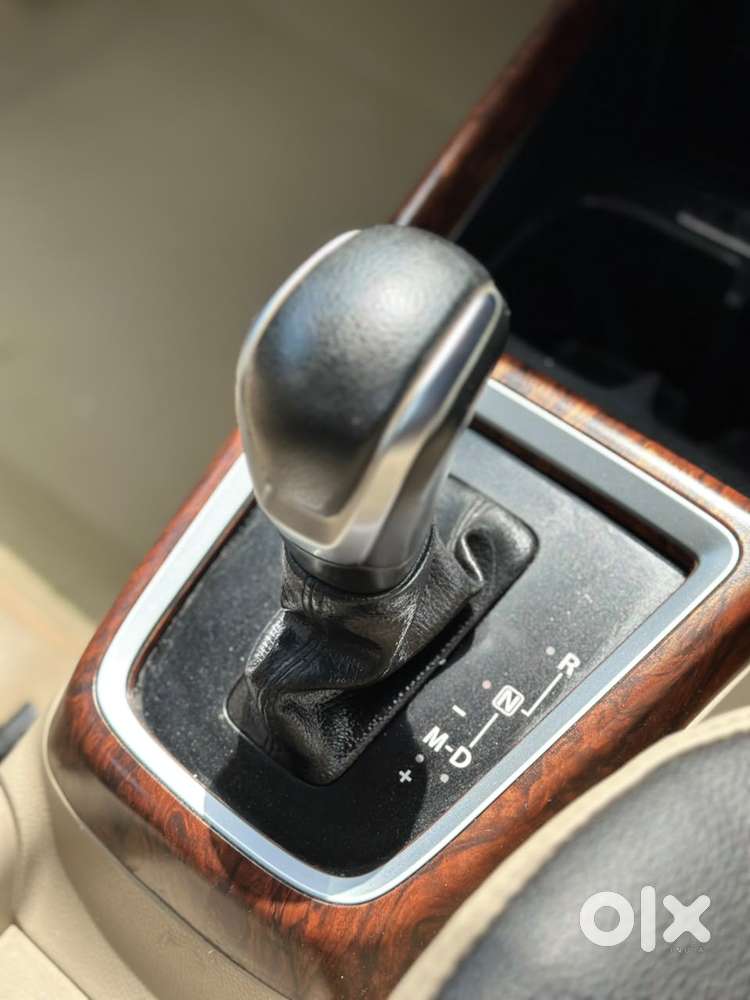 Maruti Suzuki Swift Dzire Amt Zdi, 2018, Diesel