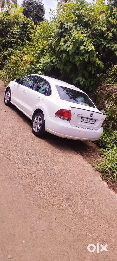 Volkswagen Vento 2013 Petrol 80000 Km Driven