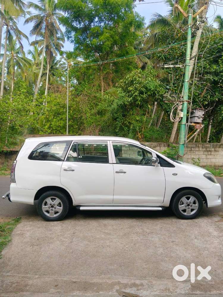 Toyota Innova 2007 Diesel 246000 Km Driven