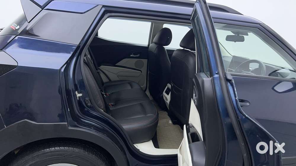 Mahindra Xuv 3xo Ax5 Ds Mt, 2024, Diesel