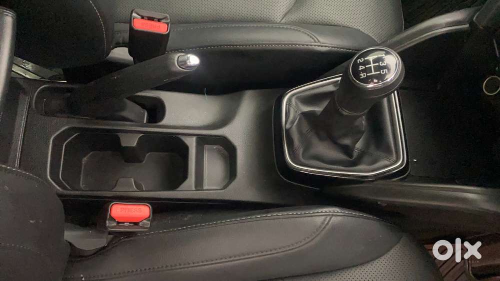 Toyota Urban Cruiser Hyryder 1.5 V Neo Drive, 2023, Petrol