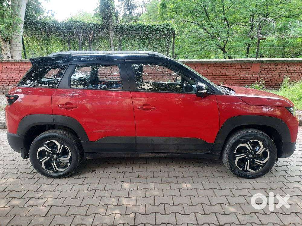 Maruti Suzuki Brezza 1.5 Zxi Smart Hybrid Dual Tone, 2022, Petrol