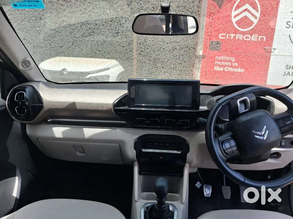 मुझे अपनी कंपनी के डेमो व्हीकल बेचने हैं।