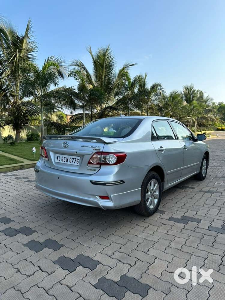 Toyota Corolla Altis 2012