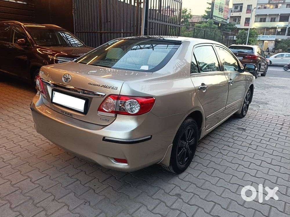 Toyota Corolla Altis [2014-2017] 1.8 G Cvt, 2014, Petrol