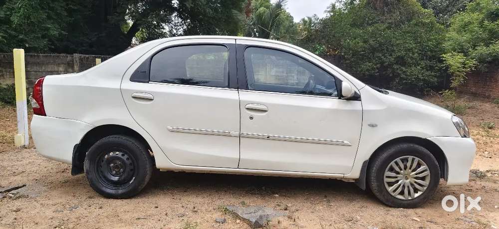 Toyota Etios 2013 Manual Petrol