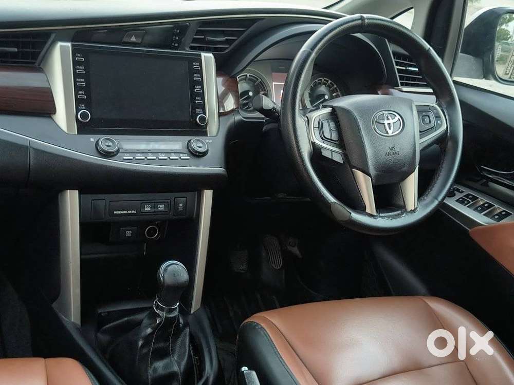 Toyota Innova Crysta [2020-ongoing] 2.4 Vx 8 Str, 2021, Diesel