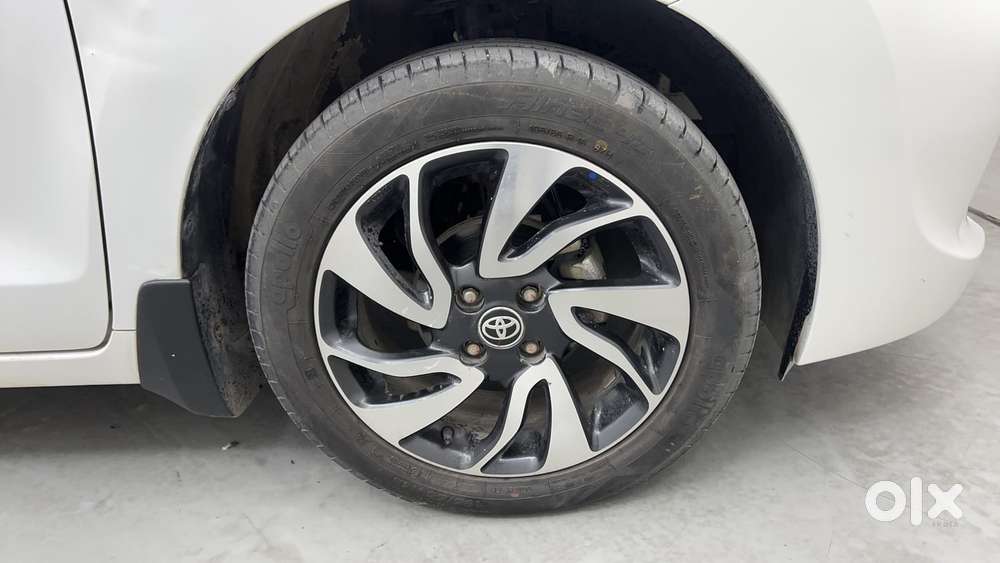 Toyota Glanza V Cvt, 2019, Petrol