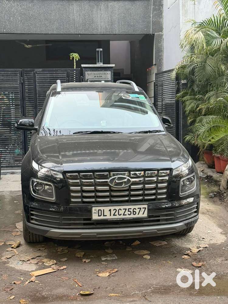 Hyundai Venue 2025 Petrol Automatic Good Condition