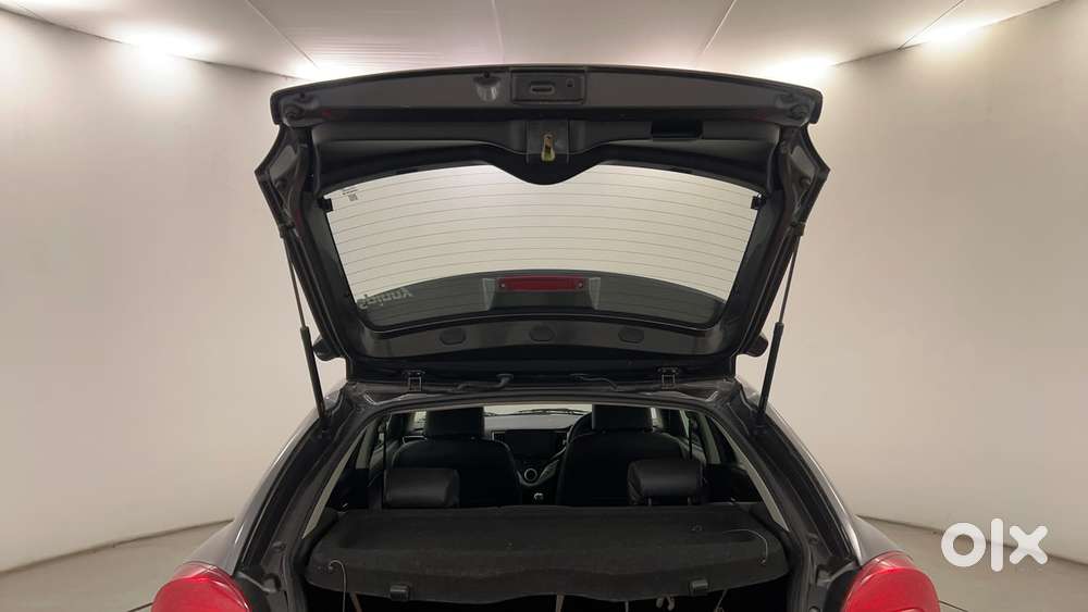 Maruti Suzuki Baleno 1.2 Zeta, 2017, Petrol