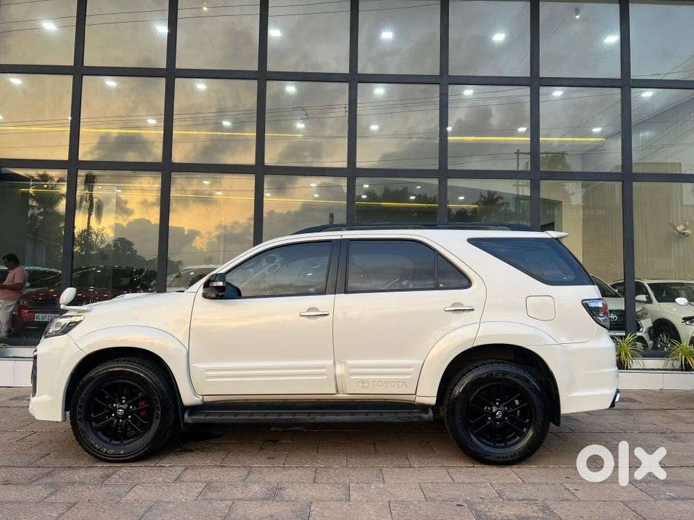 Toyota Fortuner 4x2 At 2.8 Diesel, 2013, Diesel