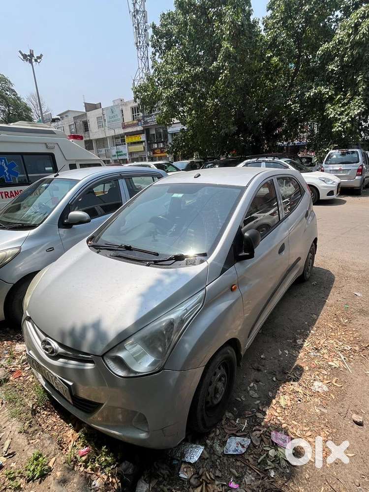 Hyundai Eon 2013 Petrol 70000 Km Driven