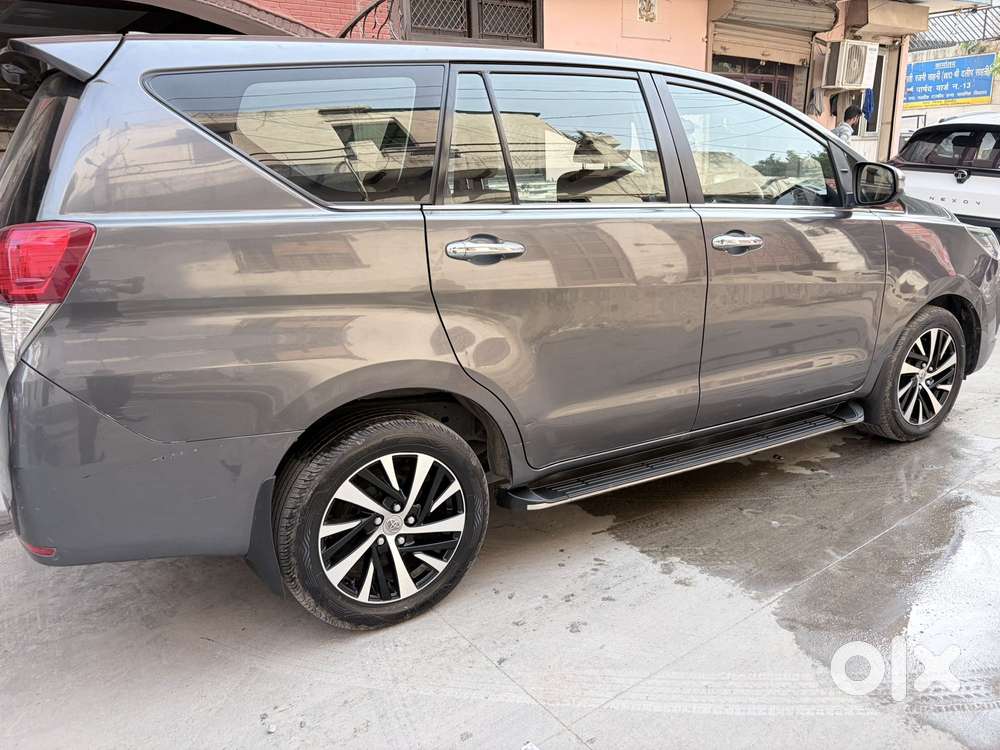 Toyota Innova Crysta Zx 2.4 Diesel 7 Seater, 2022, Diesel
