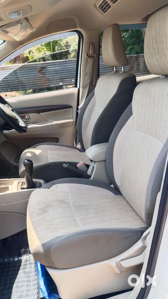Toyota Rumion V Mt, 2024, Petrol