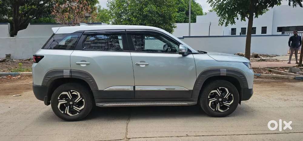 Maruti Brezza Lxi 2025