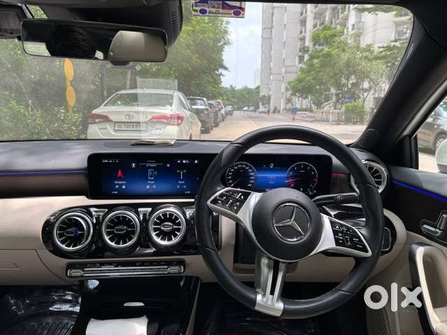 Mercedes-benz A-class Limousine 200, 2025, Petrol